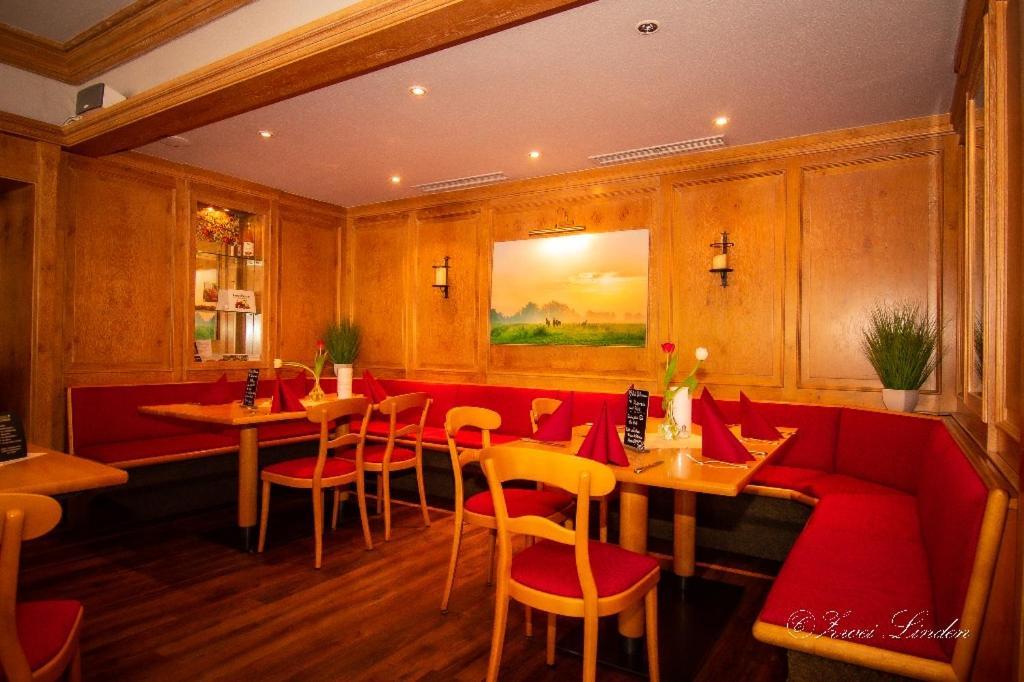 Hotel Zwei Linden - Links Der Elbe - Niedersachsen Balje المظهر الخارجي الصورة