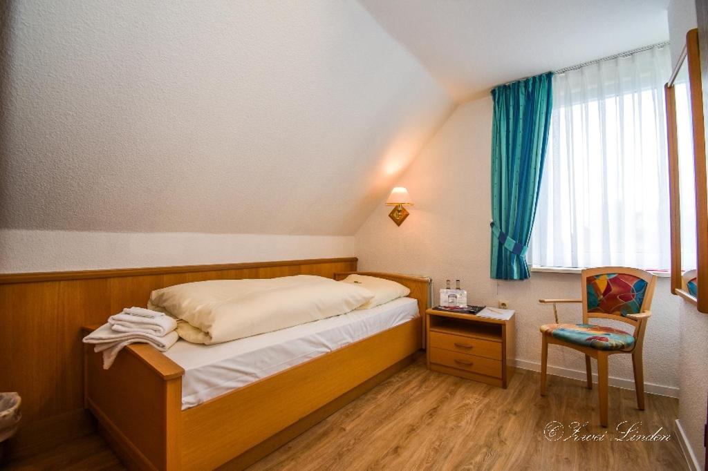 Hotel Zwei Linden - Links Der Elbe - Niedersachsen Balje المظهر الخارجي الصورة