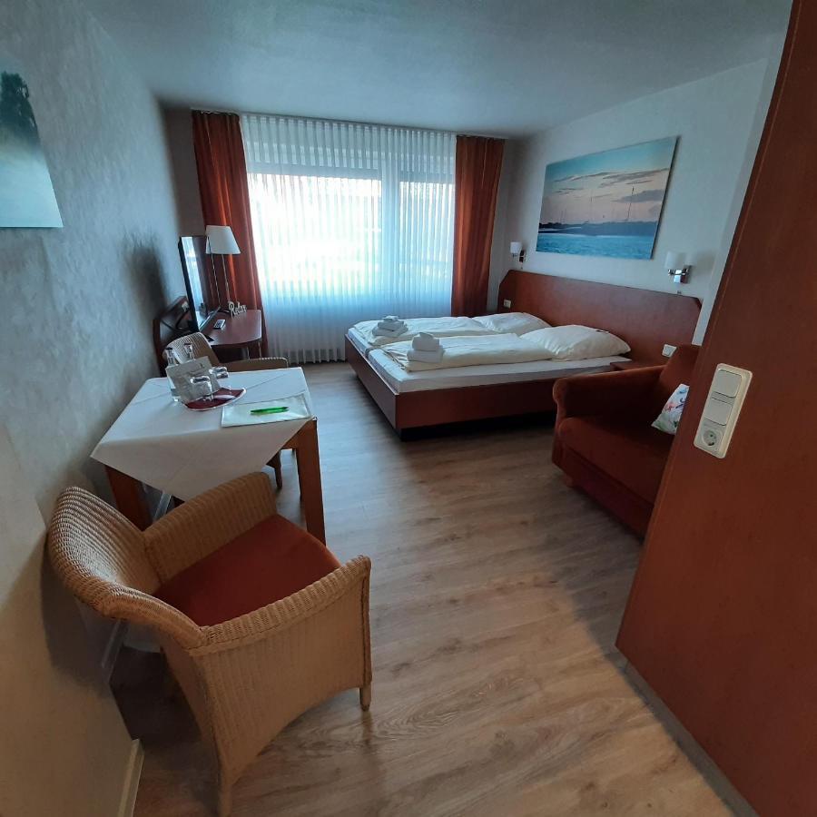 Hotel Zwei Linden - Links Der Elbe - Niedersachsen Balje المظهر الخارجي الصورة